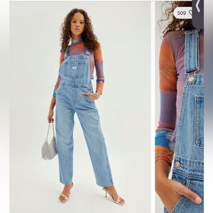 Levi’s Women's Indigo Denim Overalls